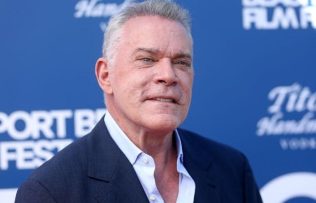 Martin Scorsese şi Robert De Niro i-au adus un omagiu actorului Ray Liotta