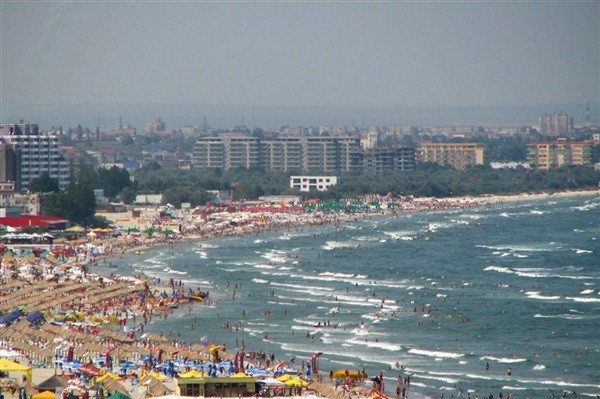 Operatorii economicii pot depune cereri pentru amplasamente în staţiunea Mamaia