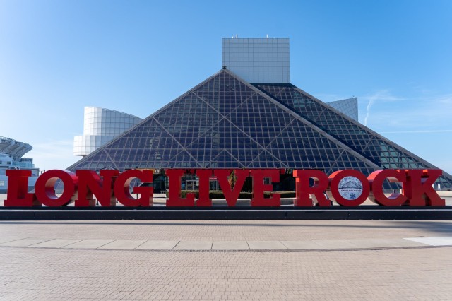 Duran Duran, Eminem şi Dolly Parton printre muzicienii ce vor fi introduşi în Rock & Roll Hall of Fame