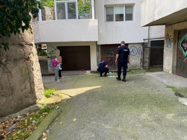 Se dădea drept prostituată şi fugea cu bunurile „pofticioşilor”