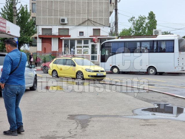 80 de lei, de la Gară până în Mamaia, cu taxiul! Video