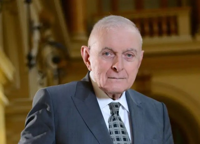Consilierul lui Mugur Isărescu: Ne vom îndrepta către impozite mai mari