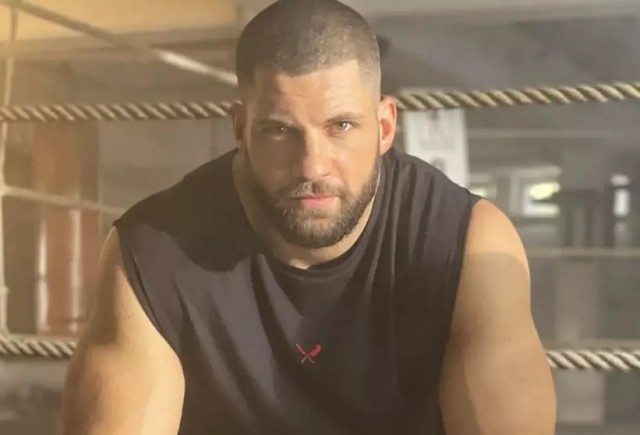 Cine e Florian Munteanu, românul care va juca în serialul „Vikingii”, sezonul 3