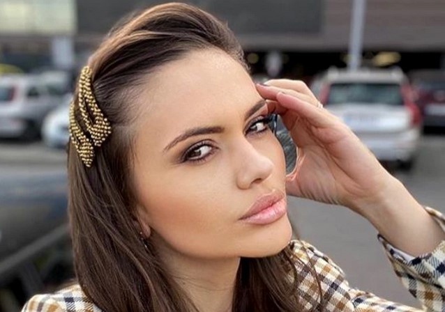 Cristina Şişcanu, tâlhărită de menajeră. „Am rămas mută“