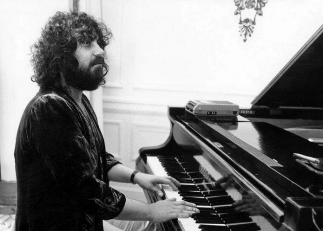 Cine a fost Vangelis. Viața celebrului compozitor, care a murit la 79 de ani