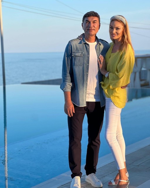 Valentina Pelinel și Cristian Borcea își petrec vacanța la Olimp, la hotelul Mihaelei Borcea!