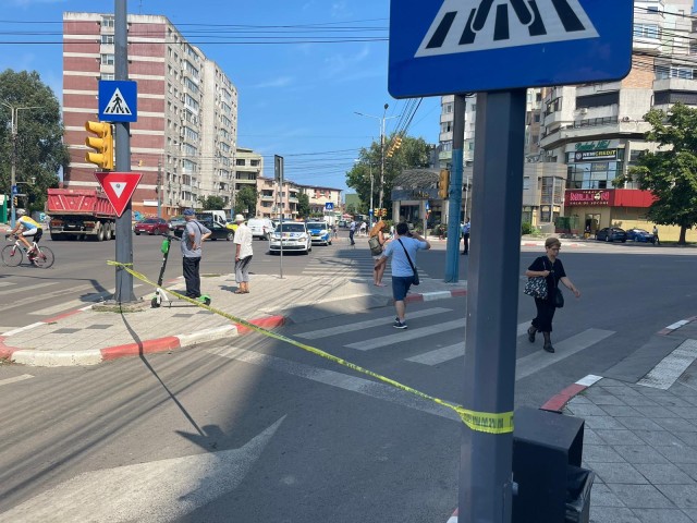 Alarmă cu bombă la Casa de Cultură, din cauza unei valize!