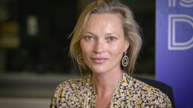 Kate Moss vrea să se reinventeze şi să devină o personalitate în domeniul wellnessului