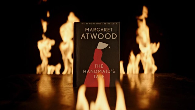 Un exemplar ignifug din 'The Handmaid's Tale', vândut la licitaţie cu 130.000 de dolari