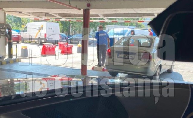 S-a creat, din nou, haos în parcarea de la City Mall, din pricina barierelor