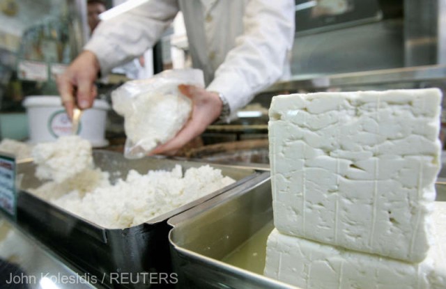 Justiţia europeană a interzis Danemarcei să comercializeze brânză 'feta'