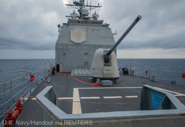 Două nave de război americane, în tranzit prin Strâmtoarea Taiwan