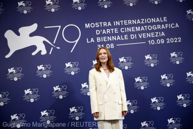Festivalul Internaţional de Film de la Veneţia a început. Julianne Moore: 'Puneţi arta înaintea businessului'