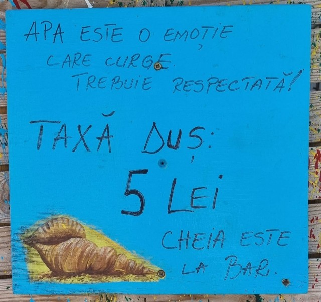 O nouă anomalie în Mamaia! Taxa pe duș: 5 lei!