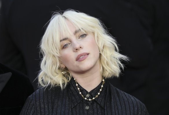 Billie Eilish îşi surprinde fanii cu o melodie în primă audiţie la un concert din Manchester