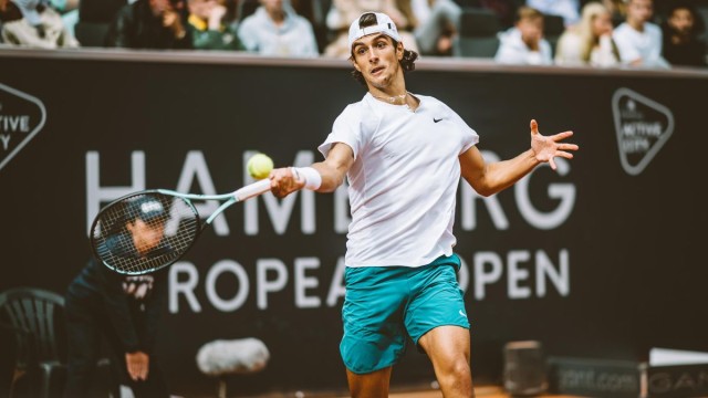 Tenis: Italianul Lorenzo Musetti, învingător în turneul ATP de la Hamburg