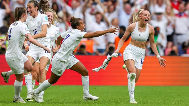 Fotbal feminin: Anglia a cucerit titlul de campioană europeană, în faţa a 87.192 de spectatori