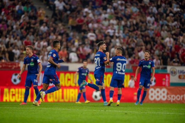 Fotbal: Steaua a învins-o pe Dinamo cu 2-1, în Liga a II-a