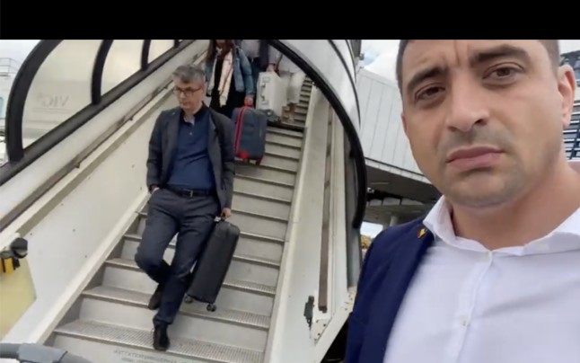 Virgil Popescu, după altercaţia cu Simion în aeroportul din Viena: 'Îi voi face plângere penală'. Video