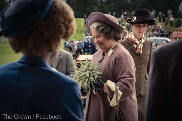De la 'The Crown' şi până la 'The Simpsons', Hollywoodul a adoptat-o şi a parodiat-o pe Regina Elisabeta a II-a