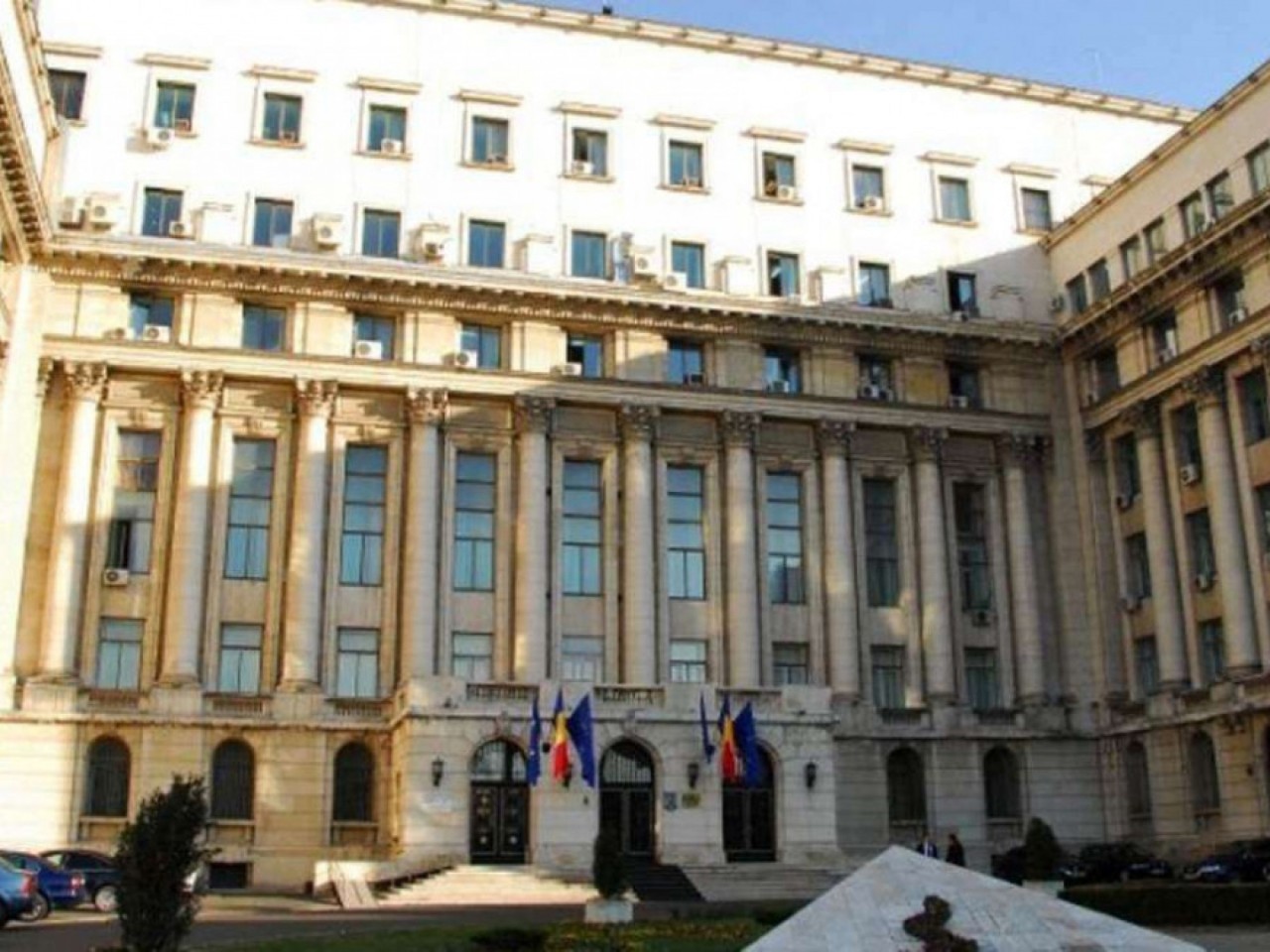 Promisiuni pentru MAI: Ministrul Marian Neacsu anunta ca se pastreaza plata muncii in weekend Promisiuni pentru MAI: Ministrul Marian Neacsu anunta ca se pastreaza plata muncii in weekend