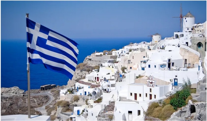 Turiștii care merg în Grecia și se infectează cu COVID nu vor fi obligați să intre în carantină