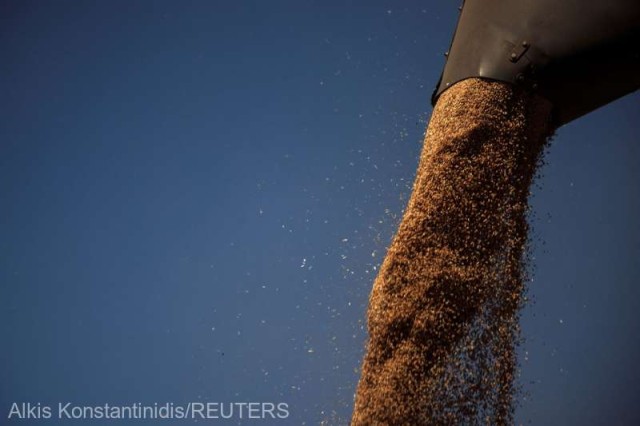 Ucraina anunţă că poate exporta din porturile sale trei milioane de tone de cereale luna viitoare