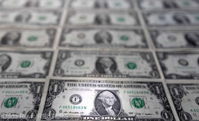 Autoritatea Canalului Suez a anunţat venituri record, de şapte miliarde dolari