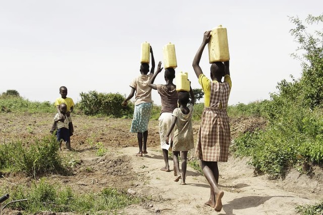 UNICEF: 10 milioane de copii se confruntă cu urmările secetei severe în Cornul Africii