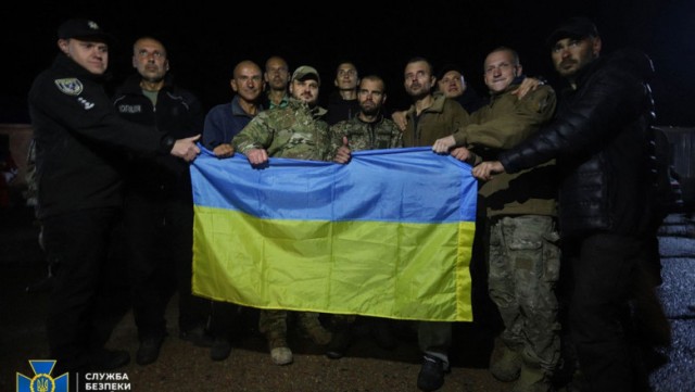 Responsabil ucrainean: Mulţi dintre ucrainenii predaţi Kievului de Moscova, 'torturaţi' în captivitate