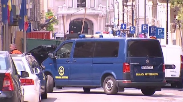 Alerte cu bombă în tribunale și spitale. Polițiștii îi caută pe cei care trimit de două zile emailuri de amenințare 
