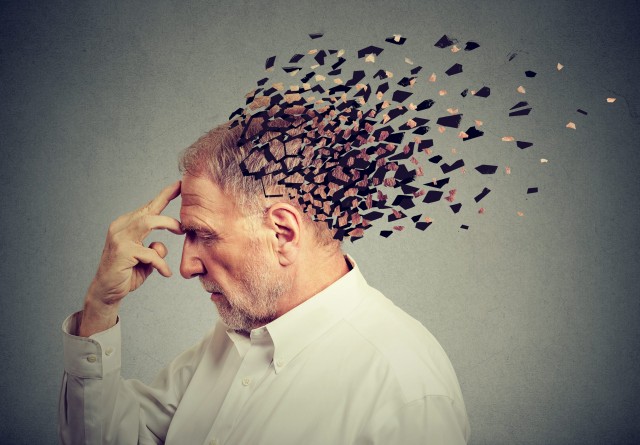 Primele 4 semne de Alzheimer care apar înaintea problemelor de memorie