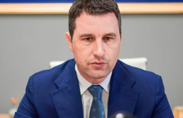 Ministrul Mediului anunţă restricţii la utilizarea apei potabile: Chiar dacă ne pare rău pentru roşii