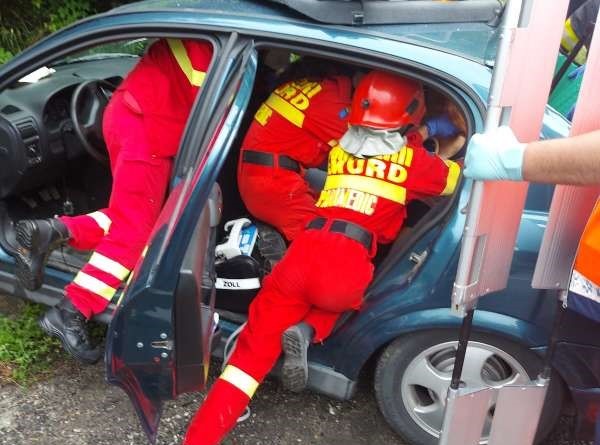 Patru răniţi într-un accident la Boiţa. Circulaţie îngreunată pe DN 7