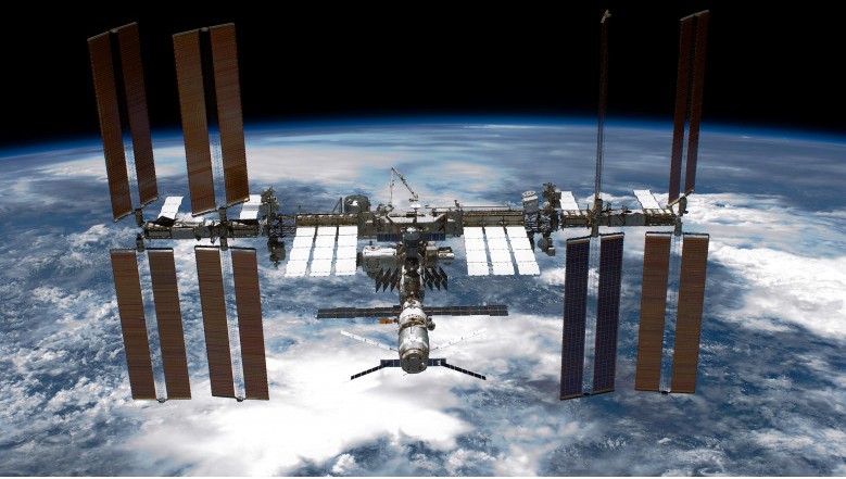 Rusia s-a răzgândit. Nu mai retrage cosmonauții de pe ISS