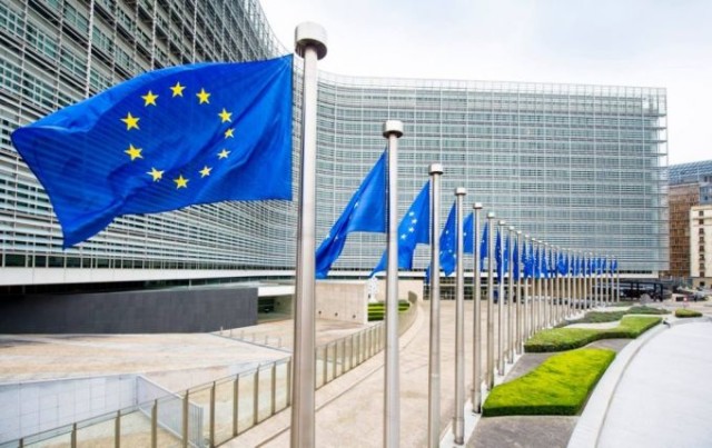 Cum pierd europenii bani ținând economiile în bancă