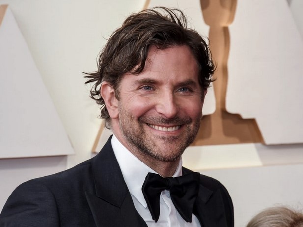 Irina Shayk este istorie! Cine este noua iubită a lui Bradley Cooper