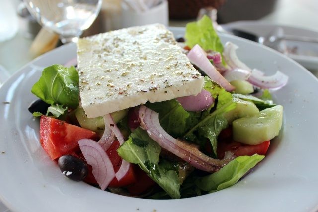 Brânza feta scade riscul de cancer. Iată și alte beneficii