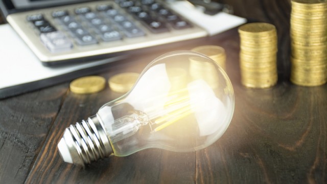 Ciolacu: Preţul energiei rămâne nemodificat pentru persoanele fizice