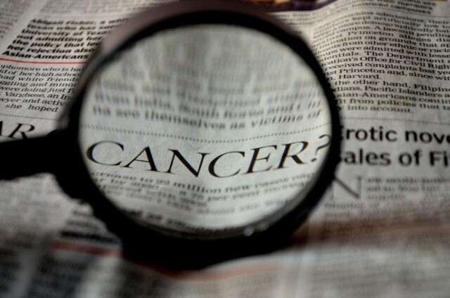 Cele mai evidente simptome care apar în orice tip de cancer