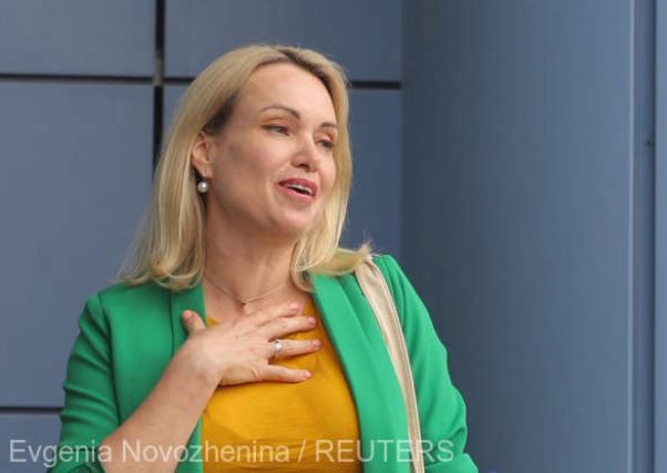 Justiţia din Rusia o condamnă pe jurnalista antirăzboi Marina Ovsiannikova la o amendă penală