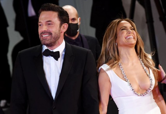 Secretul vedetelor precum J-Lo și Carol Vorderman, care la vârsta de peste 50 de ani arată ca în tinerețe!