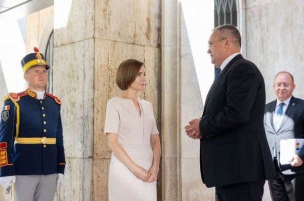 Ciucă, discuţii cu Maia Sandu pe teme de securitate energetică, criza refugiaţilor şi asigurarea stabilităţii politice