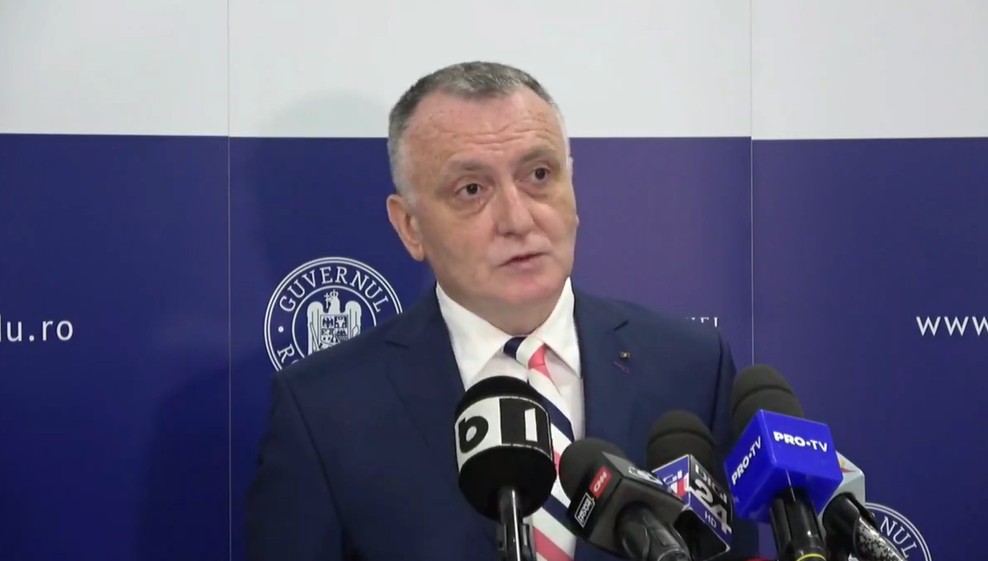Sorin Cîmpeanu spune că 82,3% din elevi au luat medii peste 5. Video