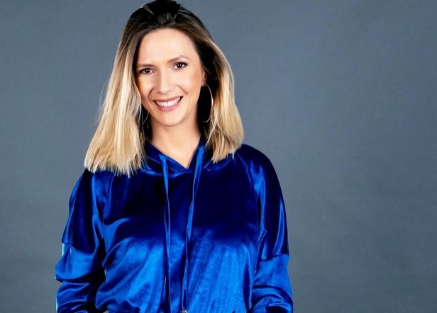 Adela Popescu face furori în costum de baie, în Dominicană: „Am avut acordul soțului”