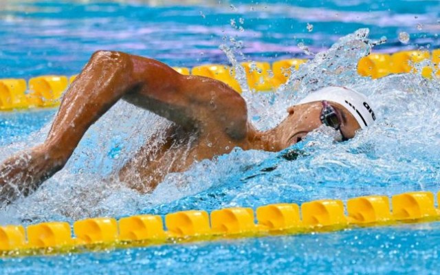 Înot: David Popovici a câştigat medalia de aur în proba de 200 m liber la Mondiale