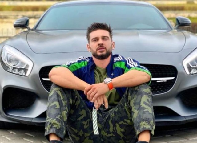 Dorian Popa, furat la propriul concert. „Sunt supărat cu spume“