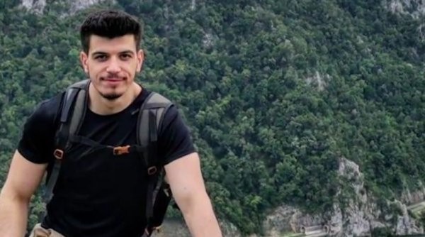 Turistul dispărut pe o plajă din Grecia este fiul unui primar PSD