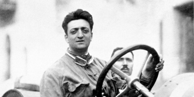 Realizatorul Peaky Blinders va face un serial despre Enzo Ferrari