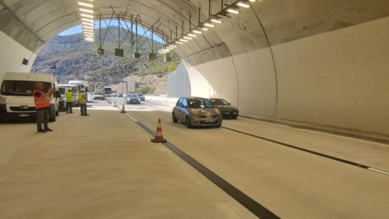 Primul tunel cu 
